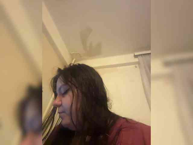 YouNona webcam