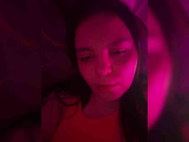 YouNona webcam