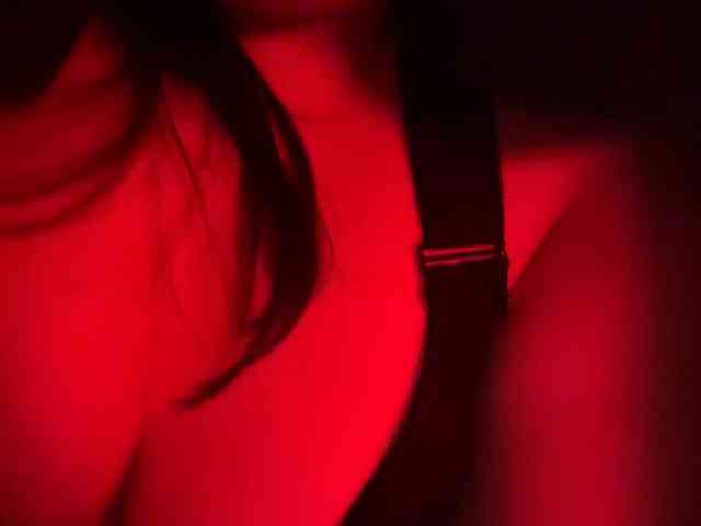 YouNona webcam