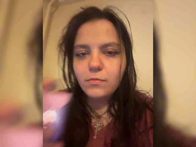 YouNona webcam