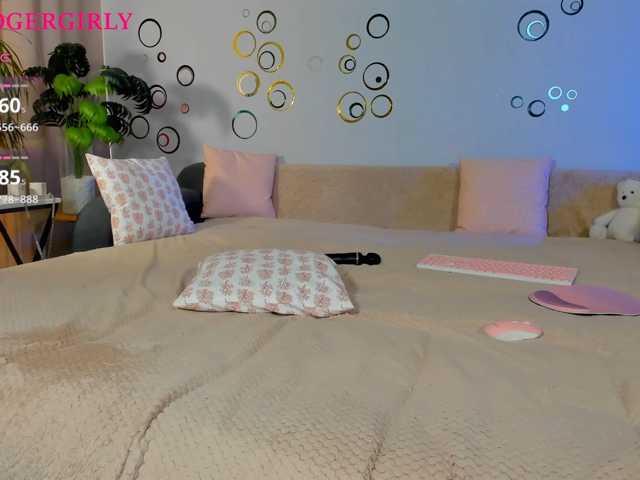 its_nicki_m live cam preview