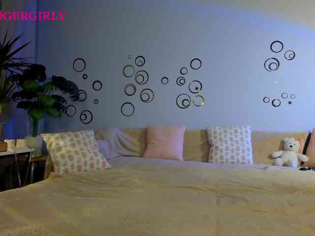 its_nicki_m webcam