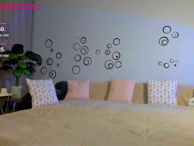 its_nicki_m webcam