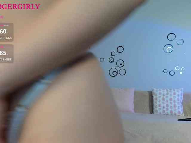 its_nicki_m webcam