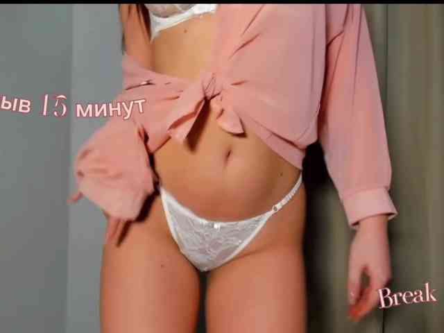 its_nicki_m webcam