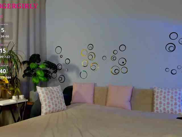 its_nicki_m webcam