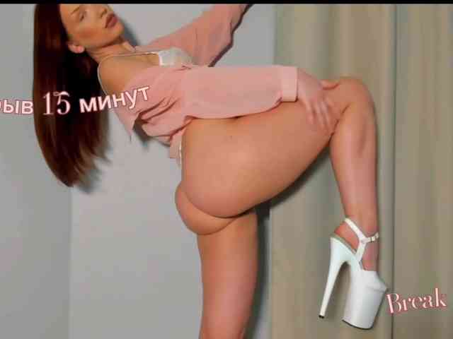 its_nicki_m webcam
