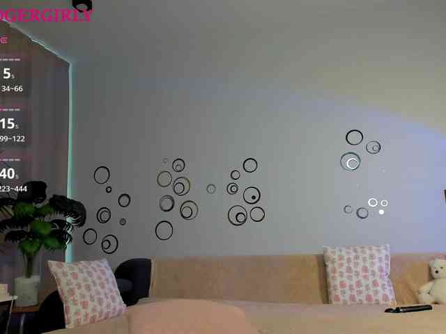 its_nicki_m webcam
