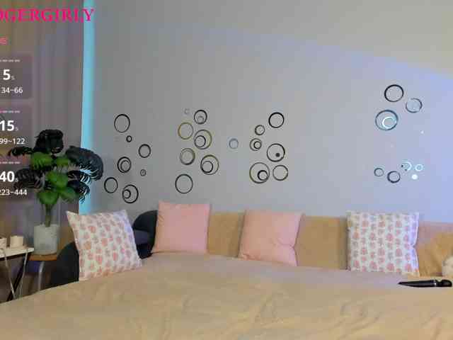 its_nicki_m webcam