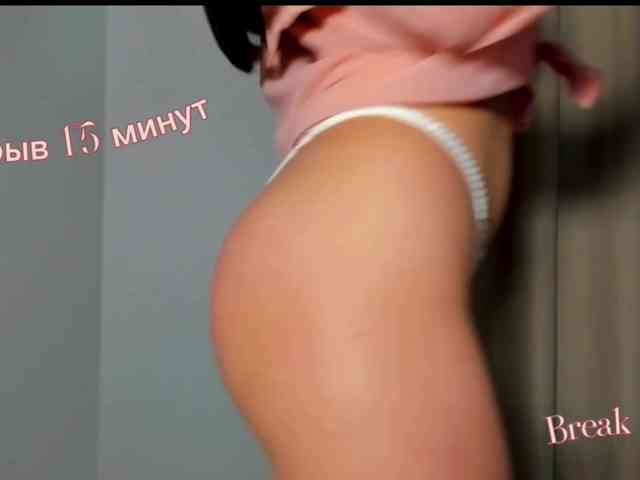 its_nicki_m webcam