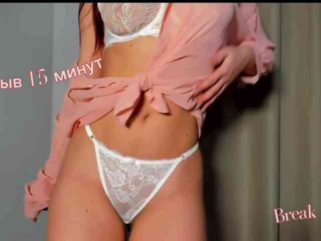 its_nicki_m webcam