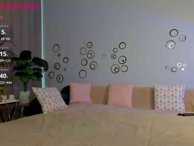 its_nicki_m webcam