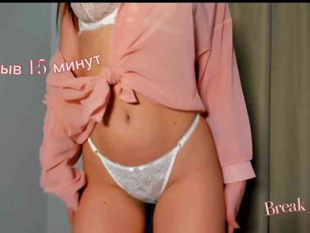 its_nicki_m webcam
