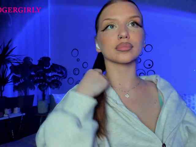 its_nicki_m webcam