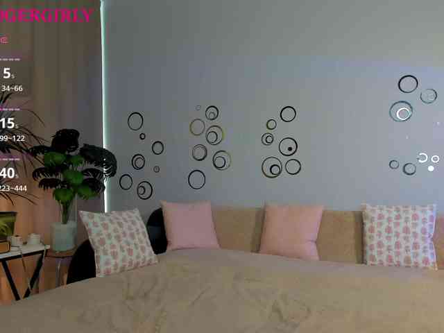 its_nicki_m webcam