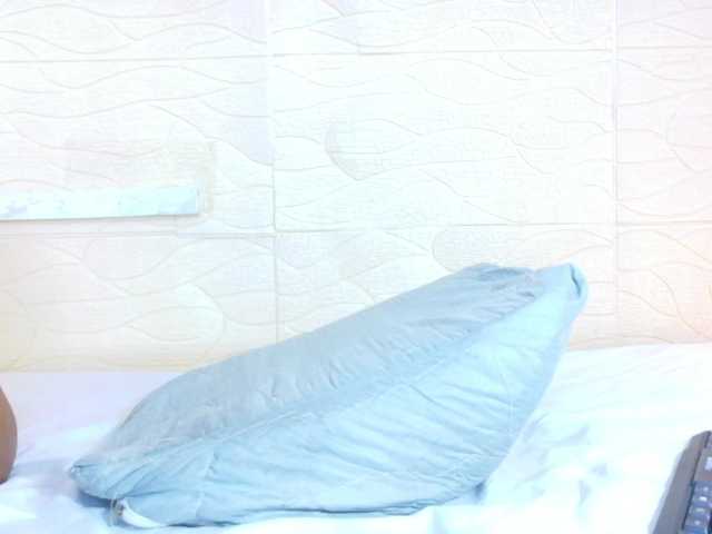 shamira-moore live cam on BongaCams