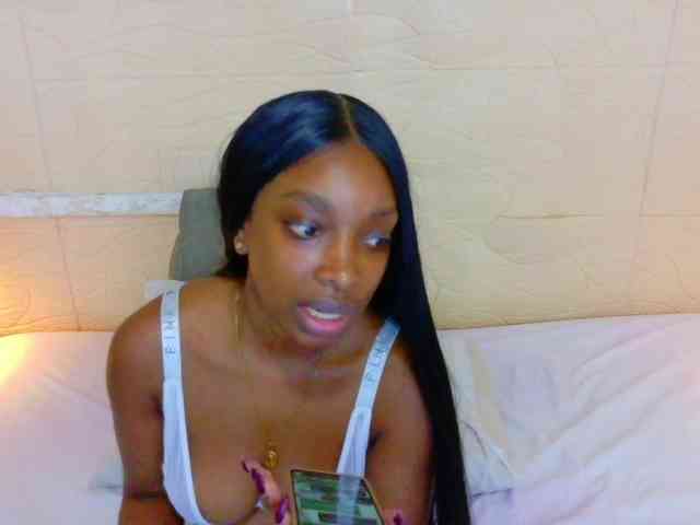 shamira-moore webcam