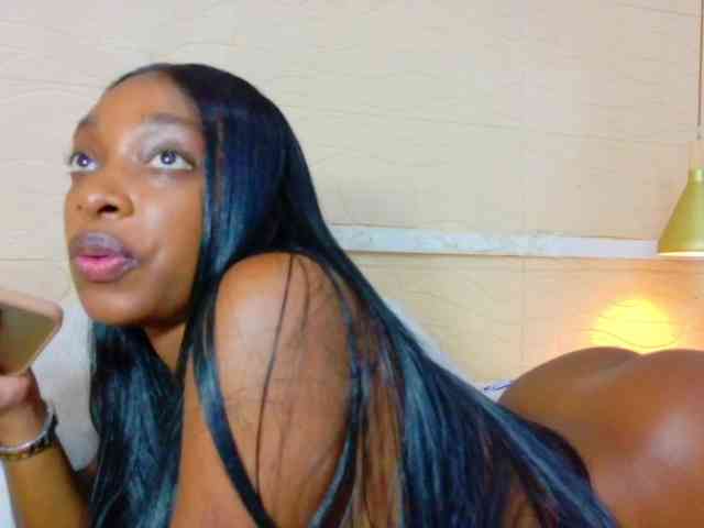 shamira-moore webcam