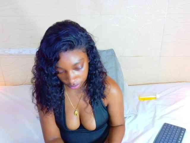 shamira-moore webcam