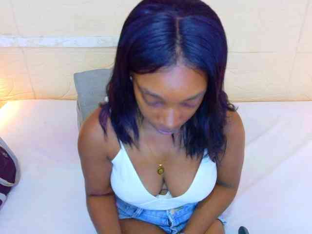 shamira-moore webcam