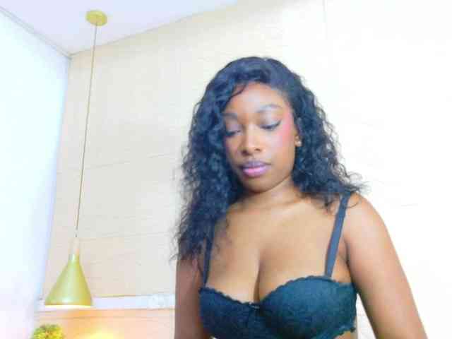 shamira-moore webcam