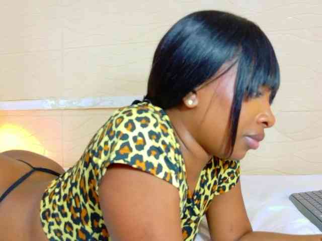 shamira-moore webcam
