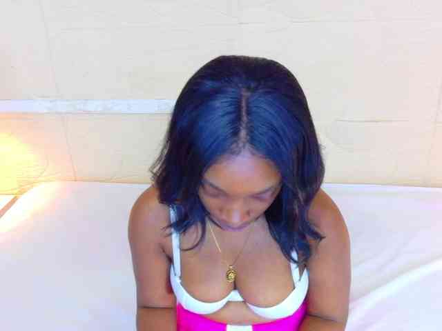 shamira-moore webcam