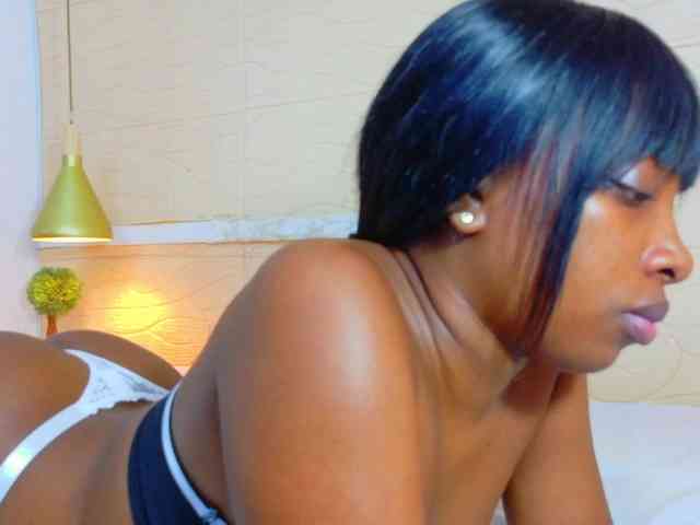 shamira-moore webcam