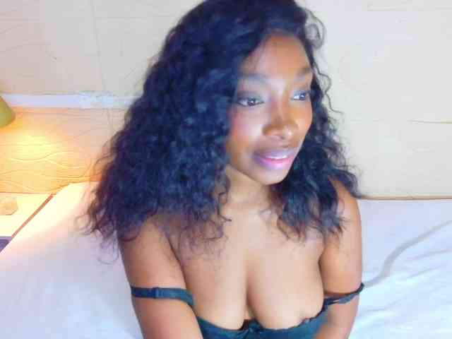 shamira-moore webcam