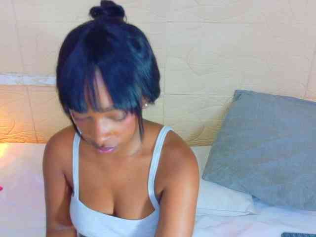 shamira-moore webcam