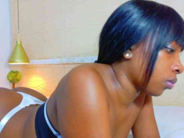 shamira-moore webcam