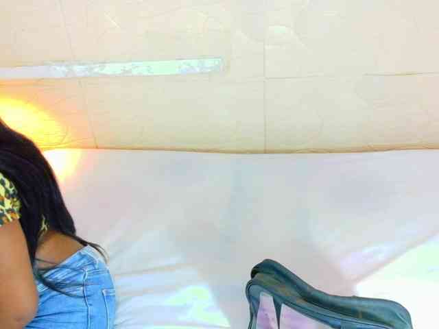 shamira-moore webcam