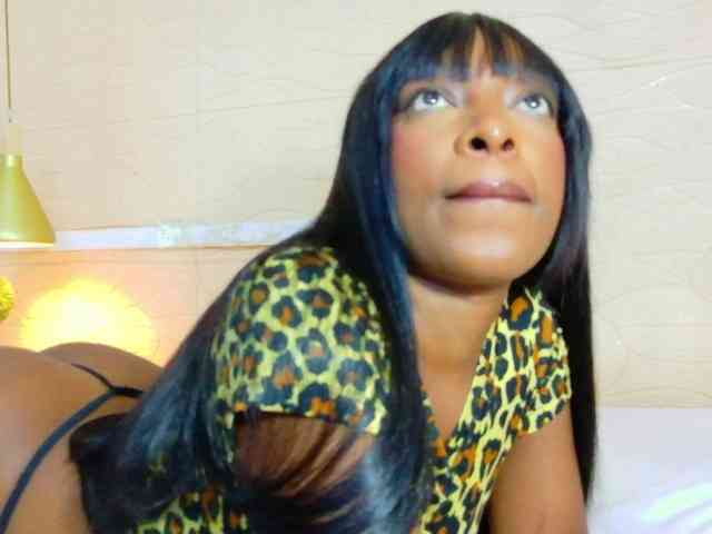 shamira-moore webcam