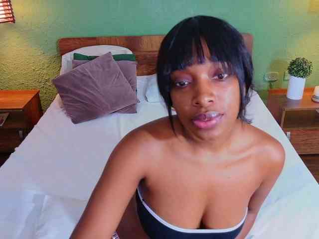 shamira-moore webcam