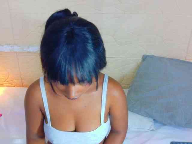 shamira-moore webcam