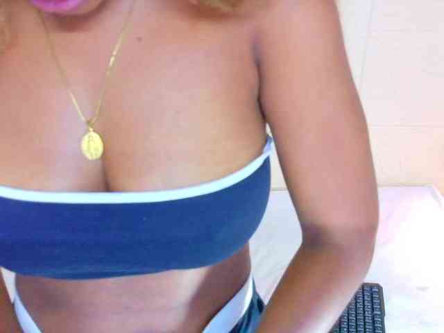 shamira-moore webcam