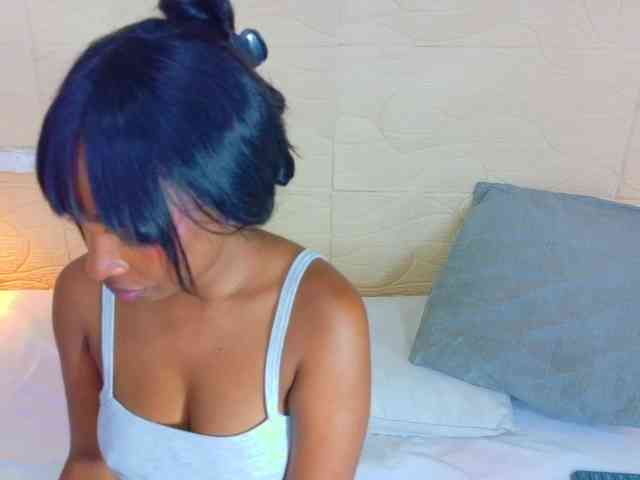 shamira-moore webcam