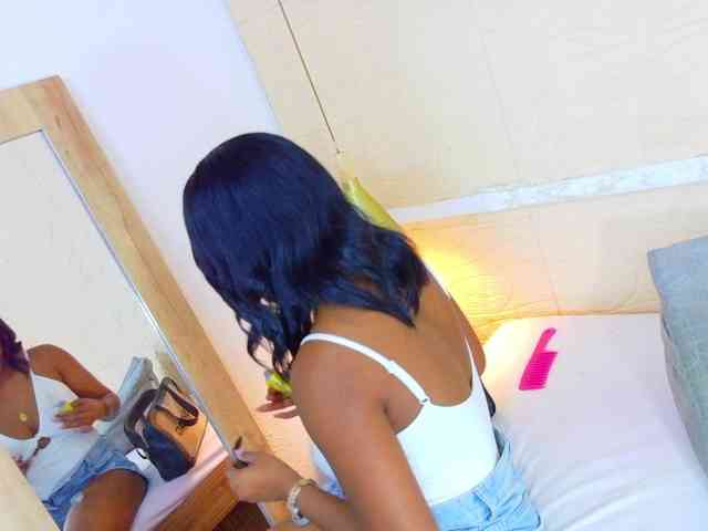 shamira-moore webcam