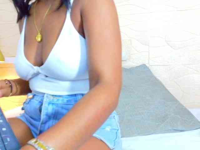 shamira-moore webcam