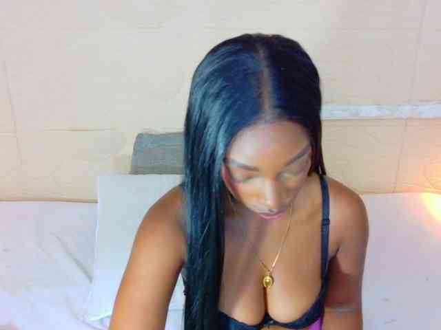 shamira-moore webcam