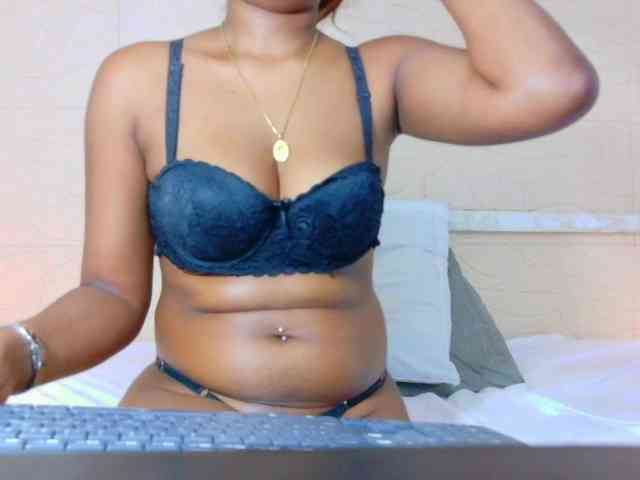 shamira-moore webcam