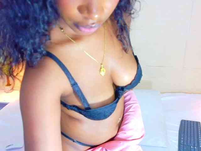 shamira-moore webcam