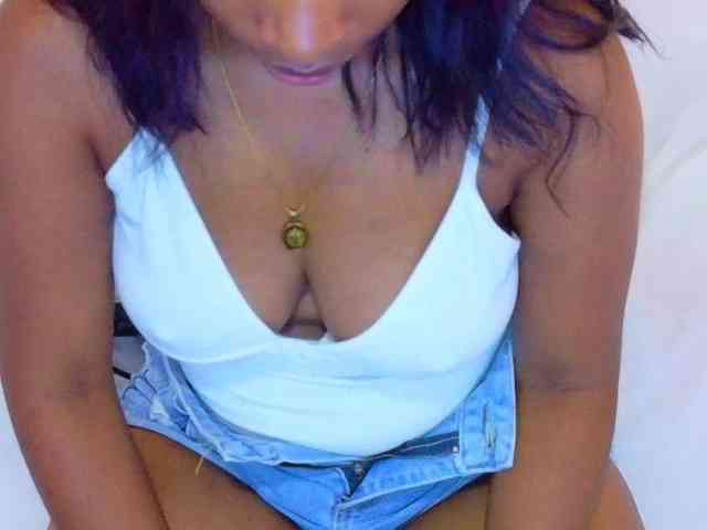 shamira-moore webcam