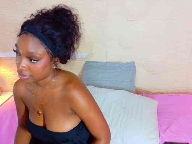 shamira-moore webcam