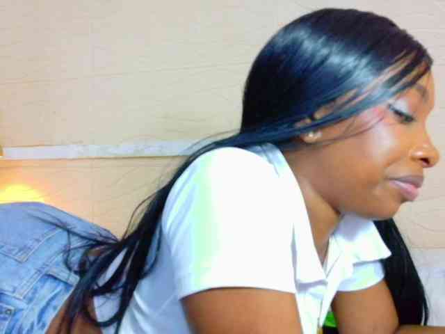 shamira-moore webcam