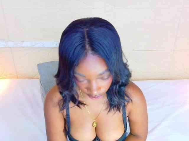 shamira-moore webcam
