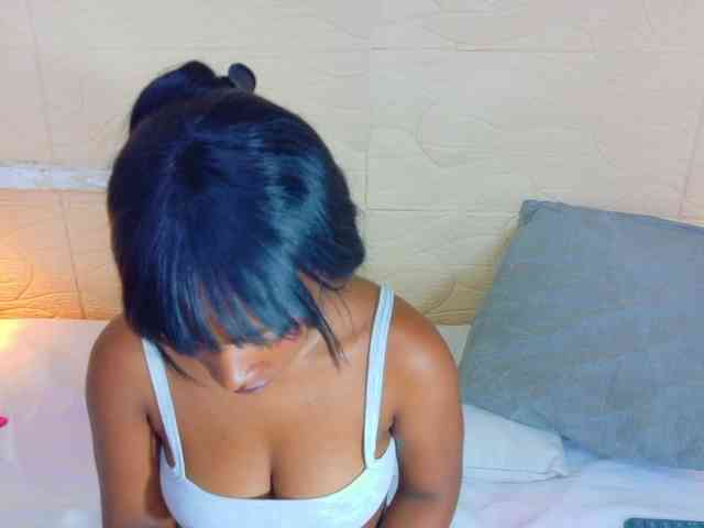 shamira-moore webcam