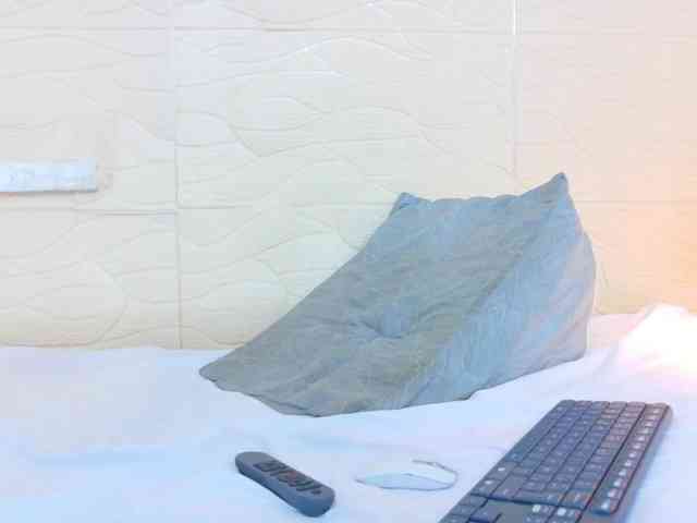 shamira-moore webcam