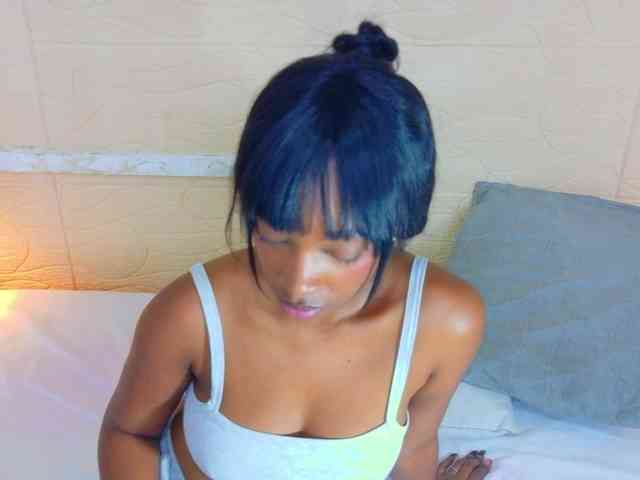 shamira-moore webcam