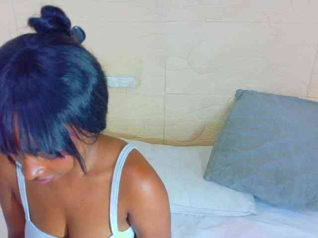 shamira-moore webcam